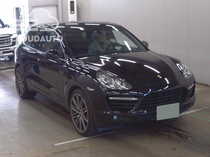 2012 Porsche CAYENNE