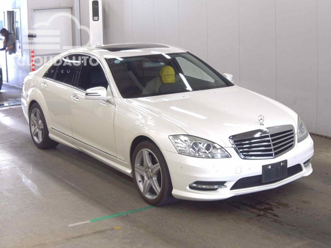 2011 Mercedes-Benz S-Class