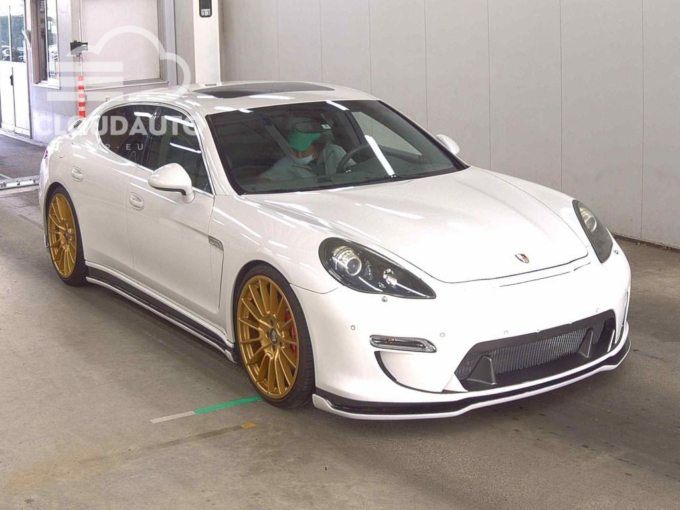 2009 Porsche PANAMERA