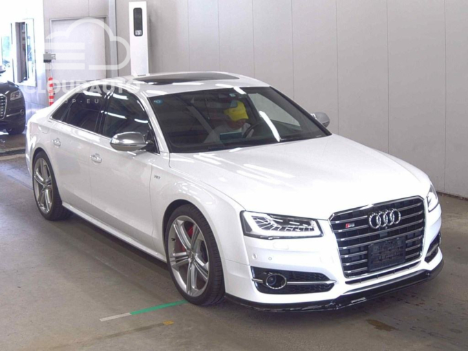 2015 Audi S8