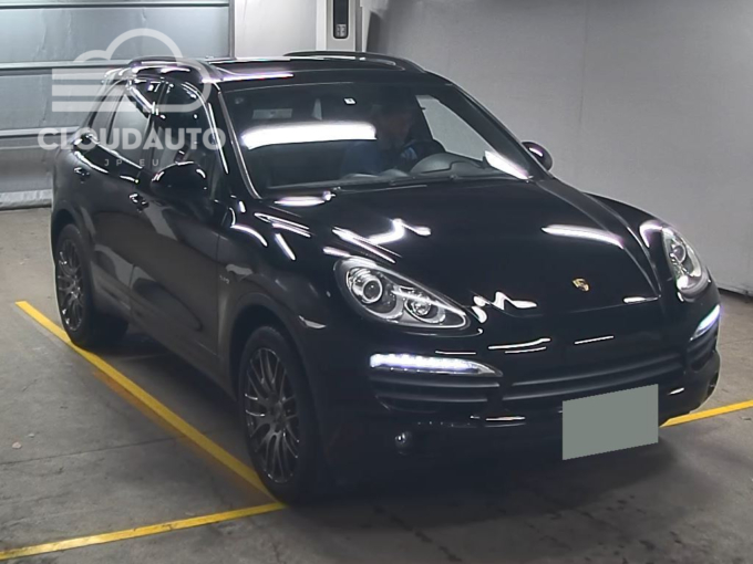 2013 Porsche CAYENNE