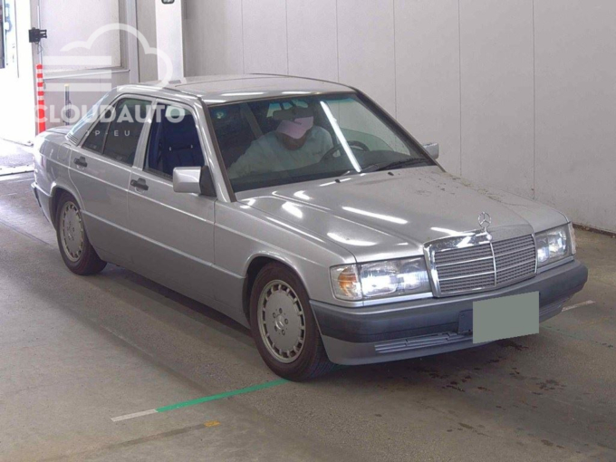 Mercedes-Benz 190