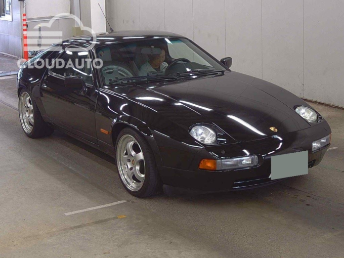 Porsche 928