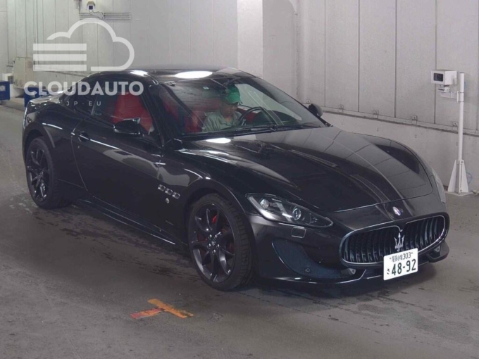 2012 Maserati GRANTURISMO