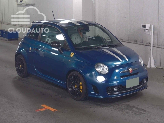 2011 Abarth 695 TRIBUTO FERRARI