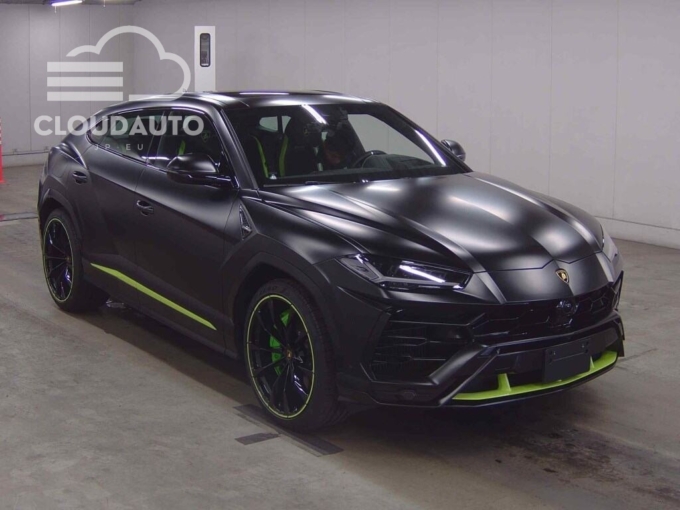 2022 Lamborghini URUS