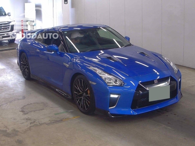 2019 NISSAN  GT-R