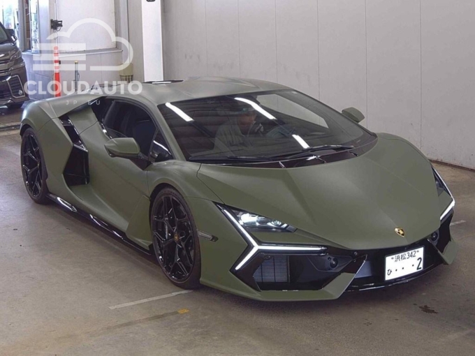 2024 Lamborghini REVUELTO