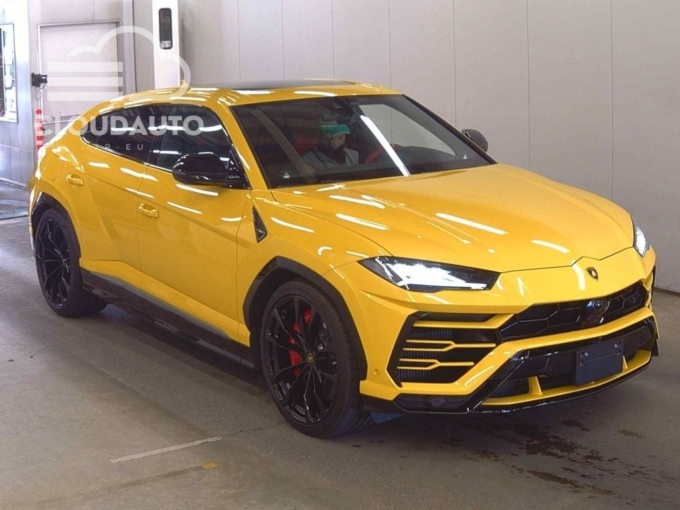 2019 Lamborghini URUS