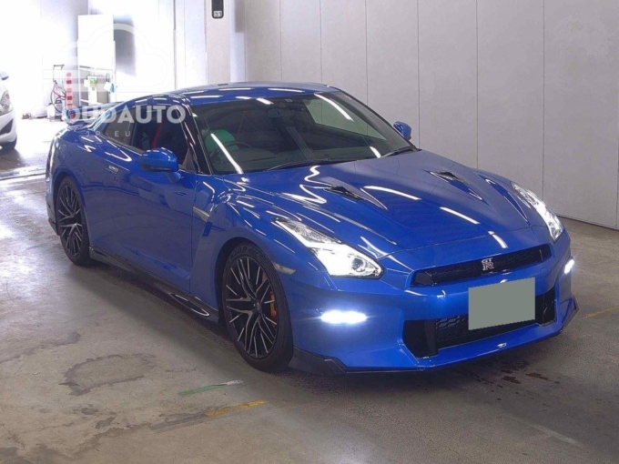 2023 NISSAN  GT-R