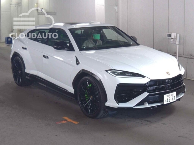 2025 Lamborghini URUS
